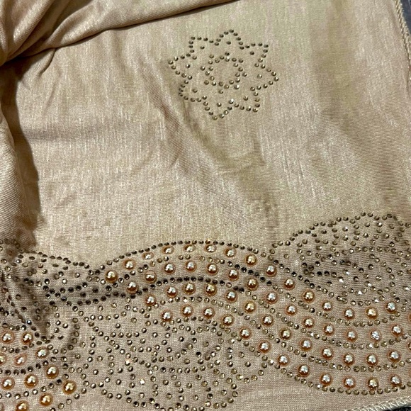 Hijab  jersey material  dark beige Light tan with design made in Dubai UAE - Picture 5 of 9